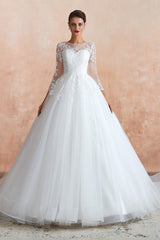 Lace Jewel White Tulle Wedding Dresses with 3/4 Sleeves