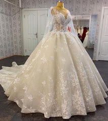 Long A-line Bateau Appliques Lace Sequins Tulle Wedding Dress