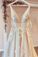 Stunning Long A-Line V-neck Tulle Floral Lace Wedding Dress